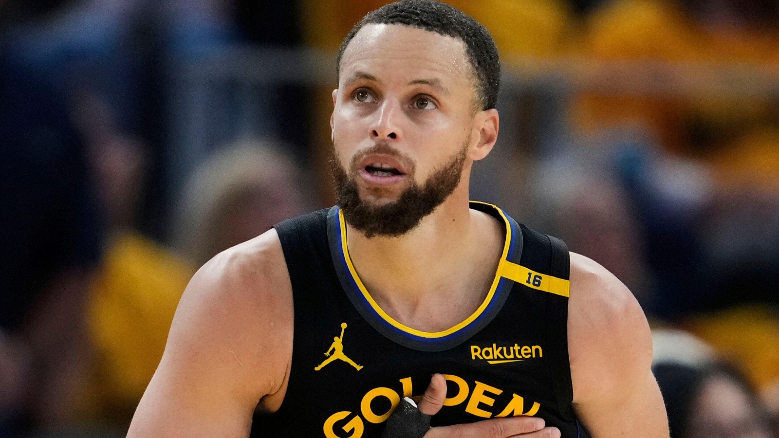 STEPH CURRY’S ‘FOREVER HOME’ MOMENT AS DAVIDSON HONOURS WARRIORS STAR