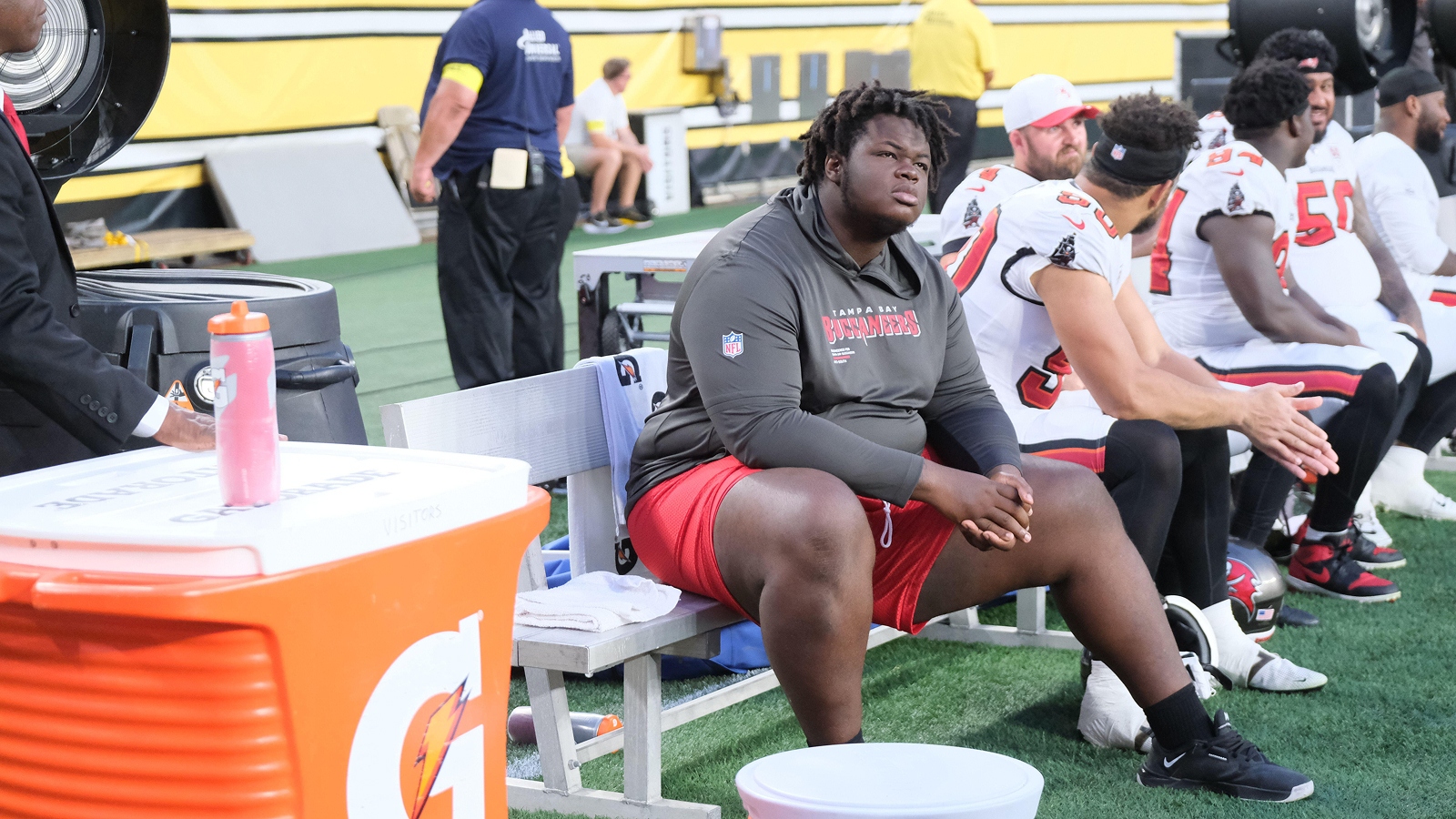 BUCCANEERS MAKE SURPRISE ROSTER DECISION ON 449LB ROOKIE DESMOND WATSON