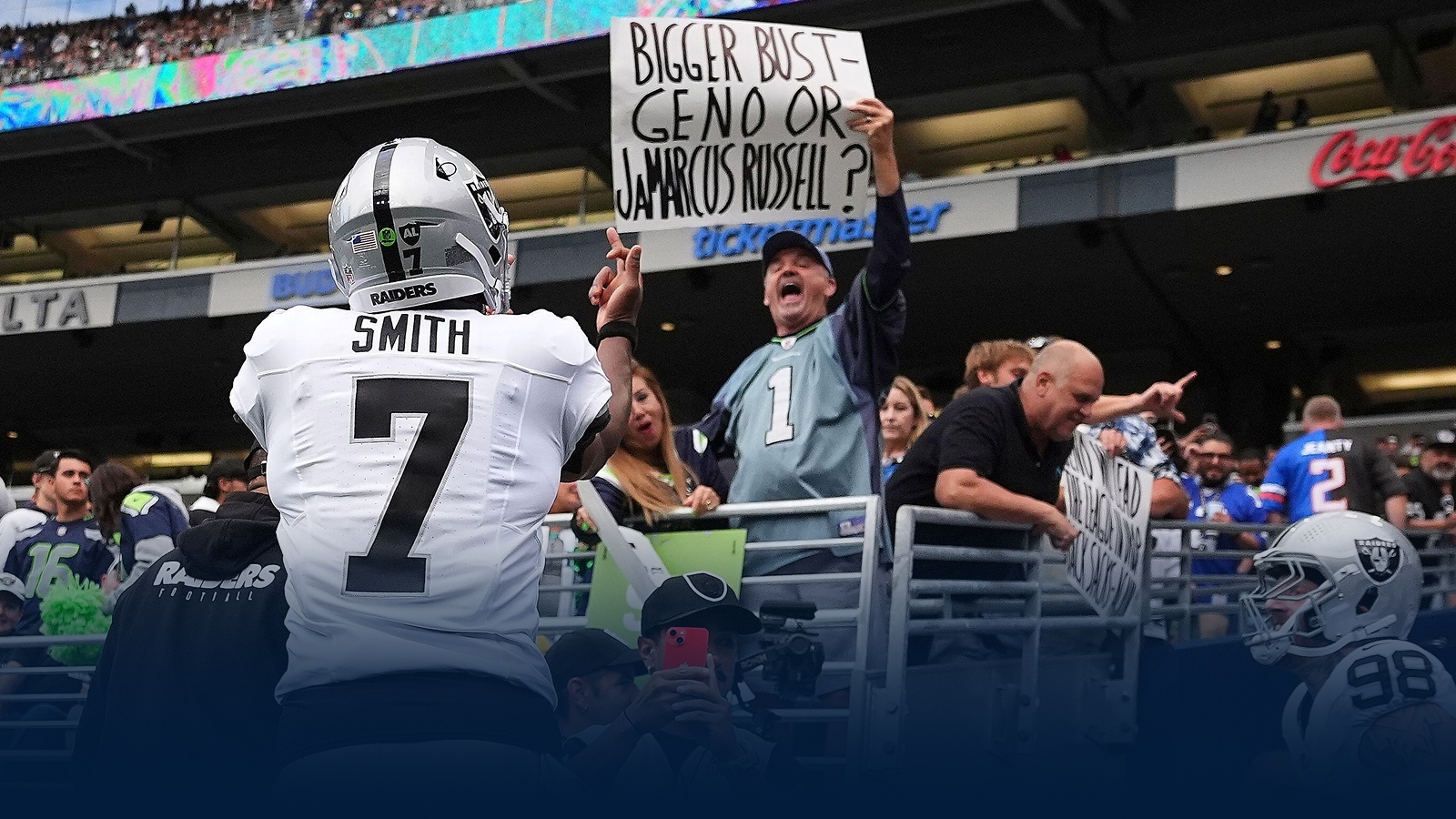 WATCH: VIRAL VIDEO SHOWS GENO SMITH FLIPPING OFF SEATTLE SEAHAWKS FANS