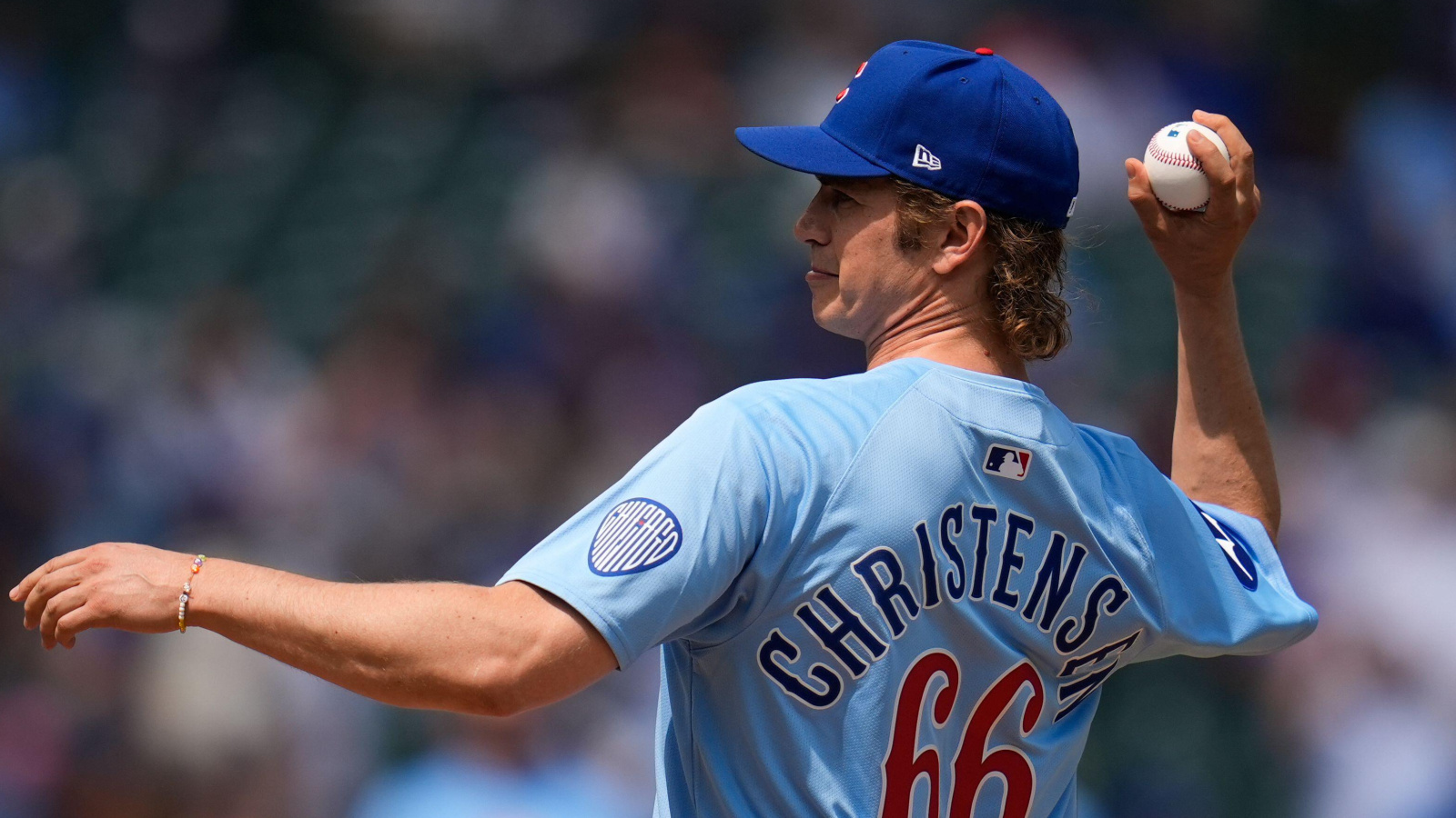 WATCH: CHICAGO CUBS STARS AND HOLLYWOOD ACTOR LEFT DIVING FOR COVER AMID TERRIFYING JET FLYOVER