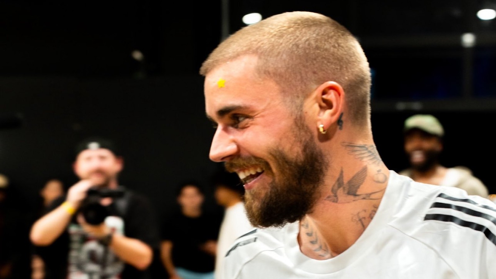 WATCH: JUSTIN BIEBER’S INSANE FUTSAL TRICK SHOT STUNS CROWD AT CELEBRITY GAME