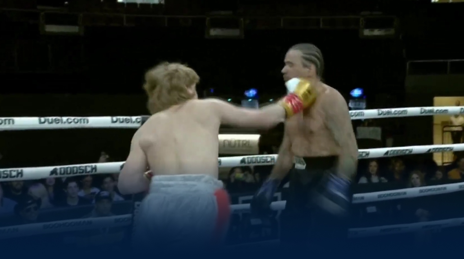 WATCH: ROD STEWART’S SON KNOCKED OUT IN 15 SECONDS ON BOXING DEBUT